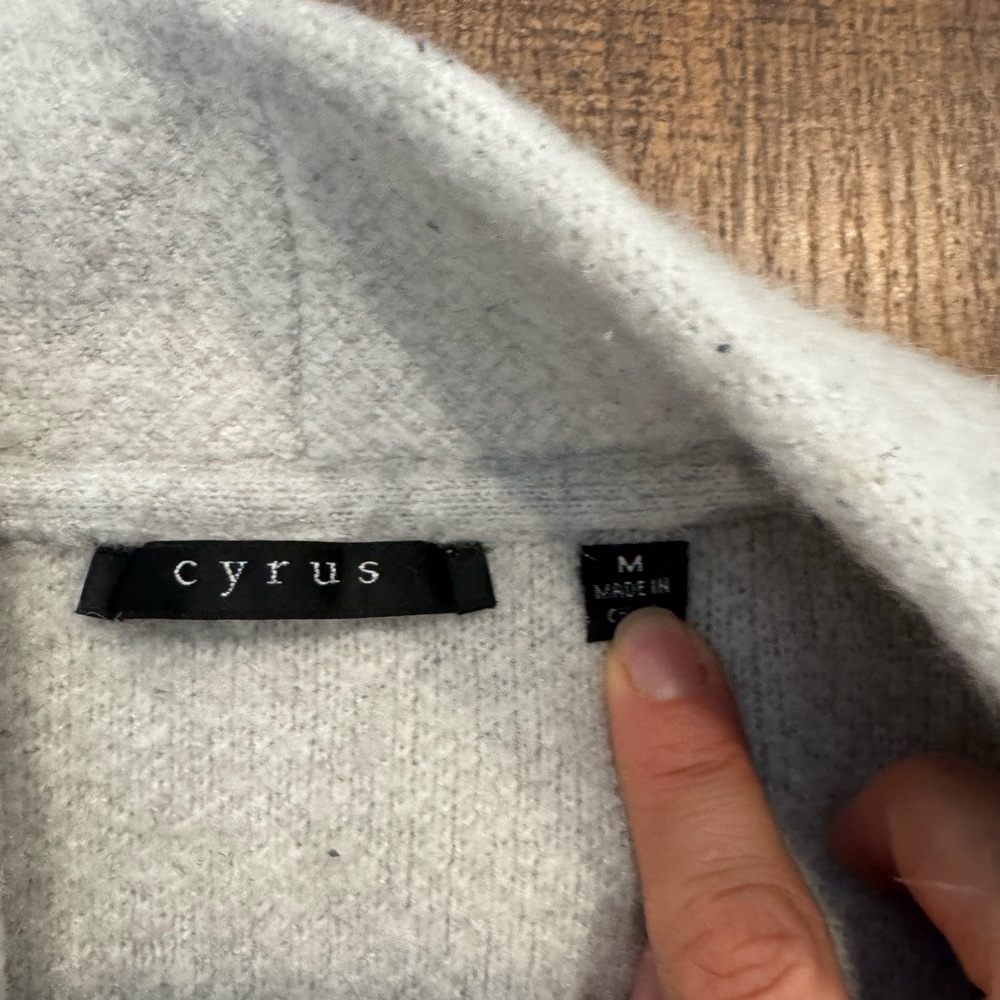 Cyrus women’s Cream and gray Cardigan Sweater - Picture 4 of 7